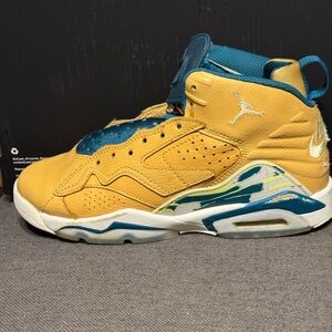 Jordan MVP 5Y *USED*